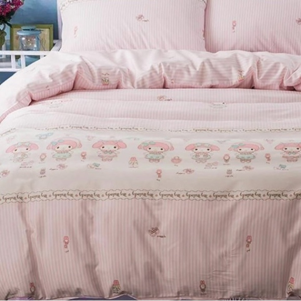 Pink Queen size My Melody (Sanrio / Hello Kitty) duvet cover with 2 pillow cases